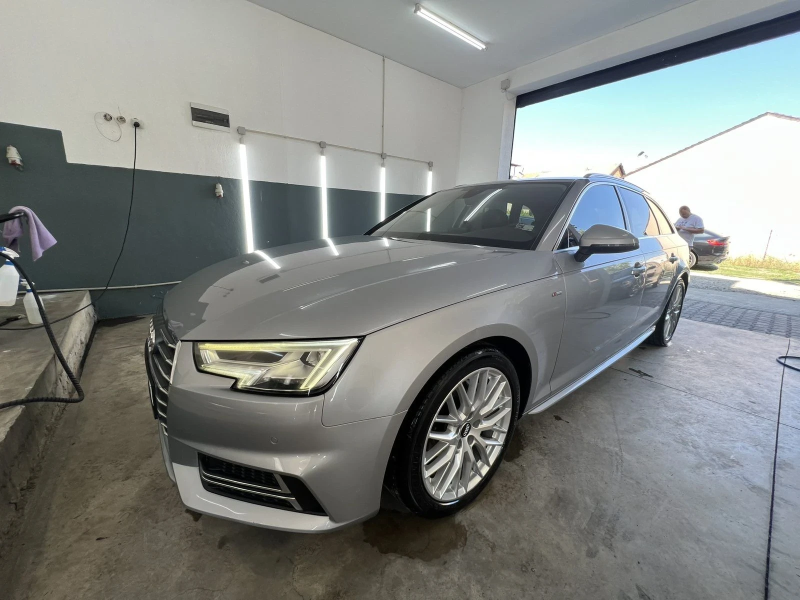 Audi A4 2.0TDI* 190* S-line* Matrix* DriveSelect | Mobile.bg � ����������� 4