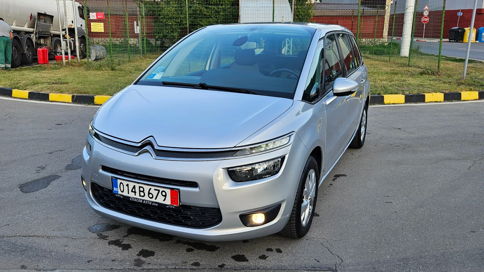 Citroen Grand C4 Picasso 1.6 Hdi NAVIG/KLIMATRON/6skorost/7mesta | Mobile.bg   1