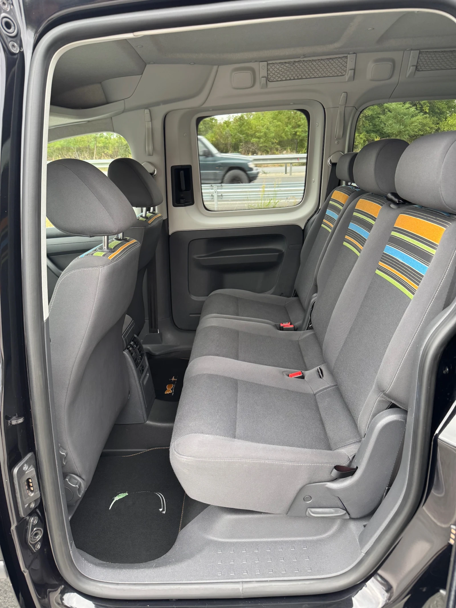 VW Caddy 2.0 tdi 4 motion - изображение 6