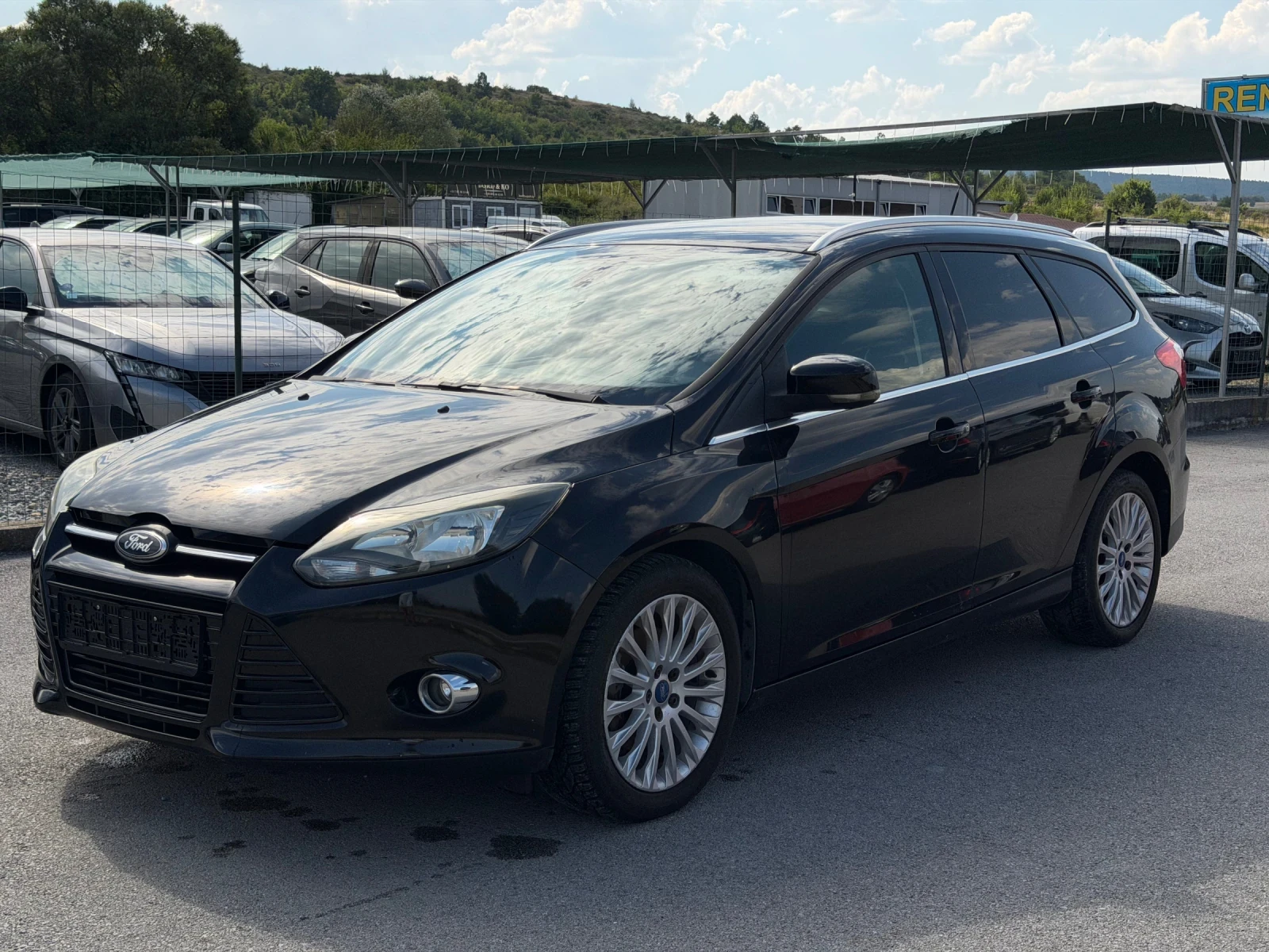 Ford Focus 1.6i, снимка 3 - Автомобили и джипове - 52688940