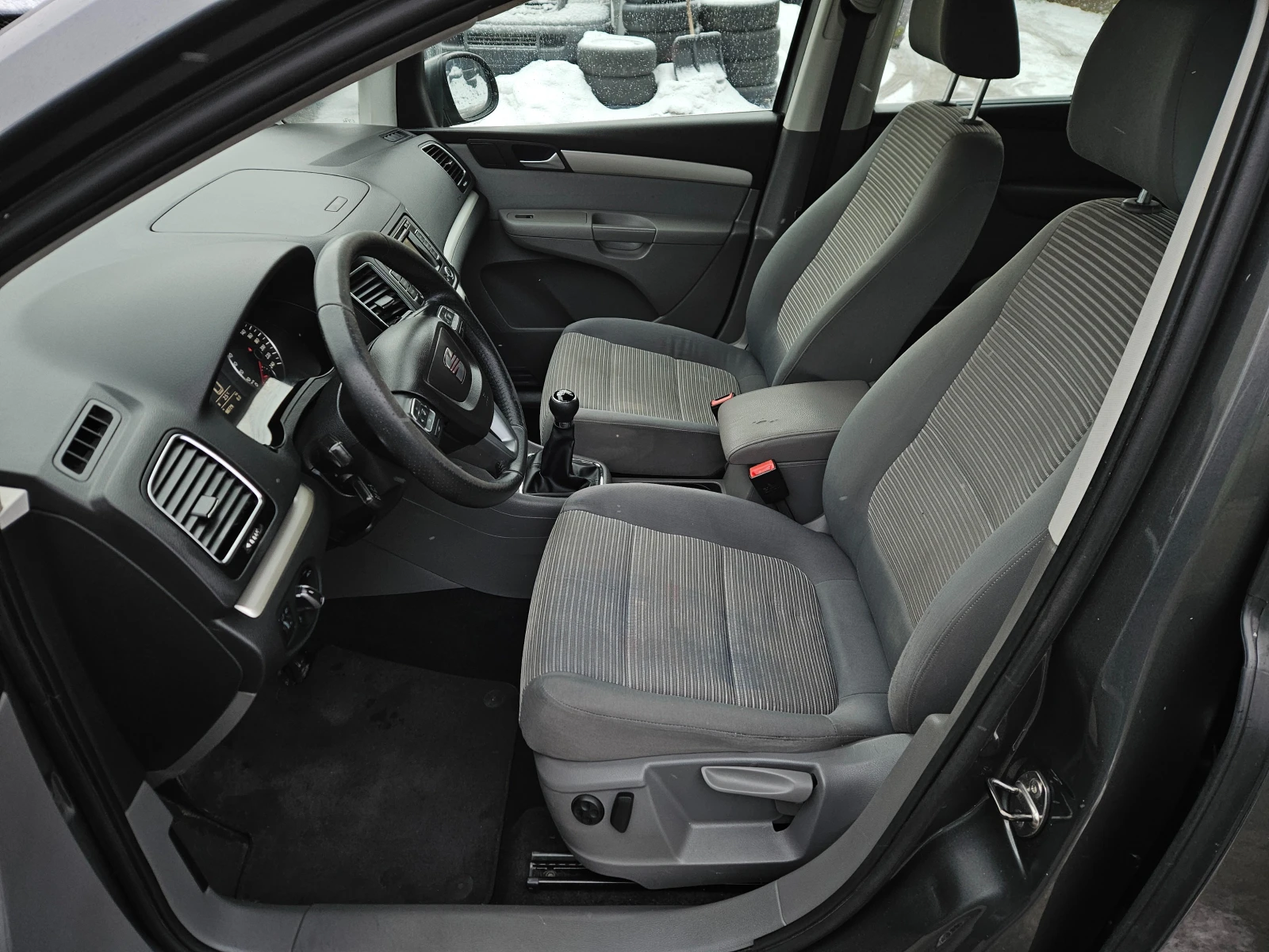 Seat Alhambra 2.0TDI - изображение 10