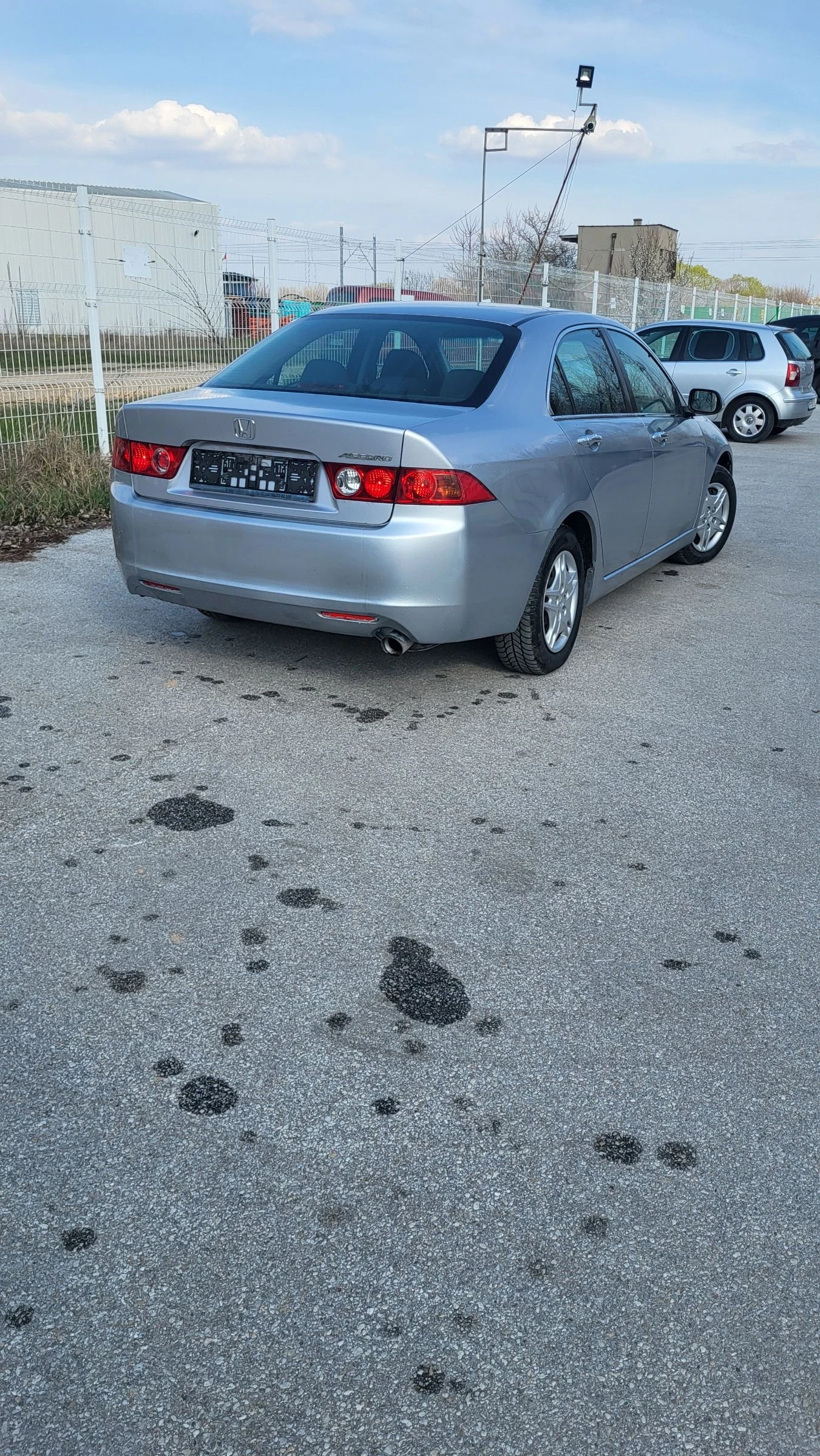 Honda Accord 2.0 155, снимка 11 - Автомобили и джипове - 53484297