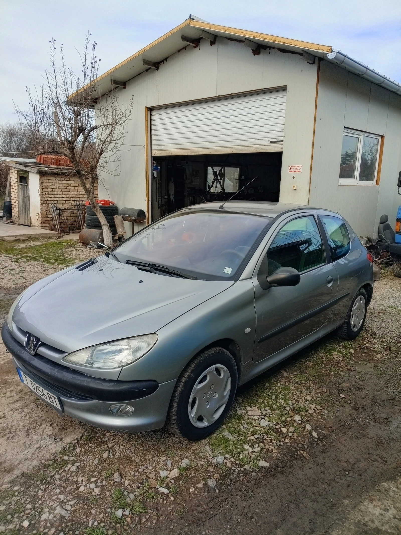 Peugeot 206 HDI, снимка 5 - Автомобили и джипове - 53815919