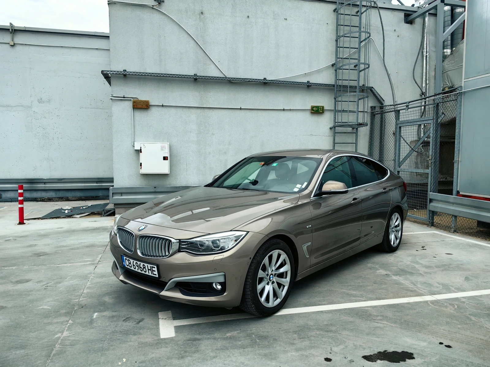 BMW 3gt 328i, снимка 4 - Автомобили и джипове - 53952897