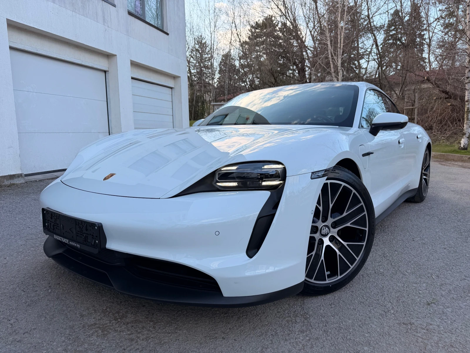 Porsche Taycan S, снимка 3 - Автомобили и джипове - 54127962