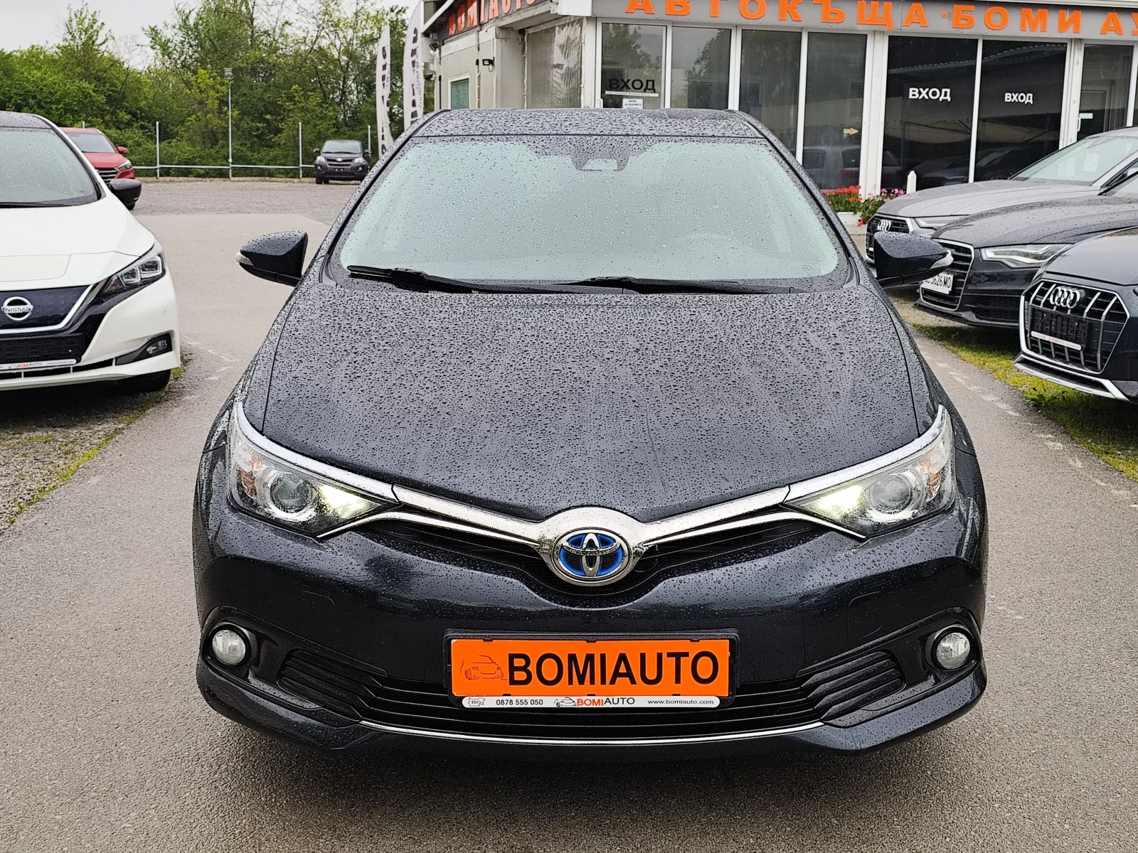Toyota Auris 1.8HYBRID* EURO6B* LED* , снимка 2 - Автомобили и джипове - 54366063