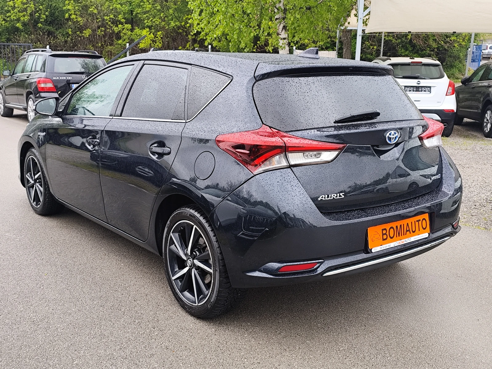 Toyota Auris 1.8HYBRID* EURO6B* LED* , снимка 6 - Автомобили и джипове - 54366063