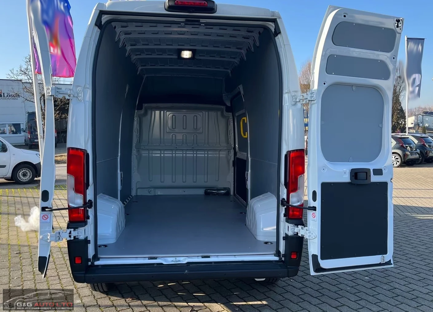 Toyota Proace City Verso MAX/140HP/L3H3/WORK/CAM/LED/241q, снимка 11 - Автомобили и джипове - 54376370