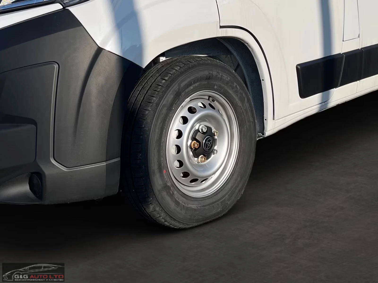 Toyota Proace City Verso MAX/140HP/L3H3/WORK/CAM/LED/241q, снимка 5 - Автомобили и джипове - 54376370