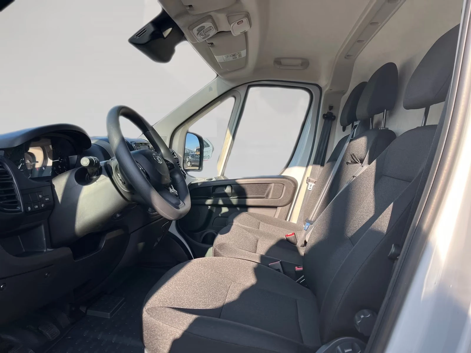 Toyota Proace City Verso MAX/140HP/L3H3/WORK/CAM/LED/241q, снимка 6 - Автомобили и джипове - 54376370