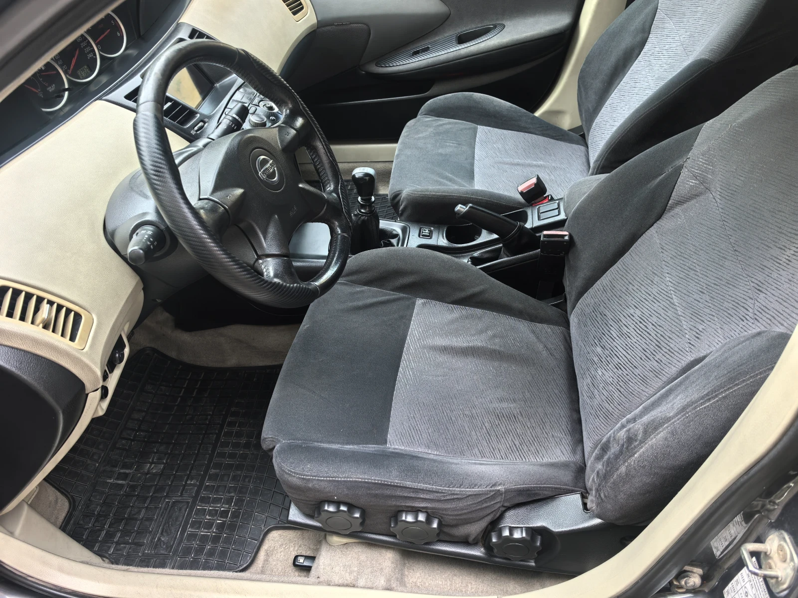 Nissan Primera, снимка 6 - Автомобили и джипове - 54995880