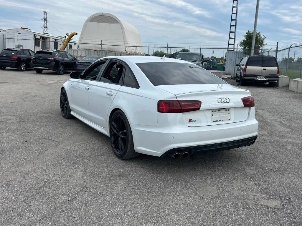 Audi S6 | DISTRONIC | BOSE | ПОДГРЕВ | CARFAX , снимка 4 - Автомобили и джипове - 55145730