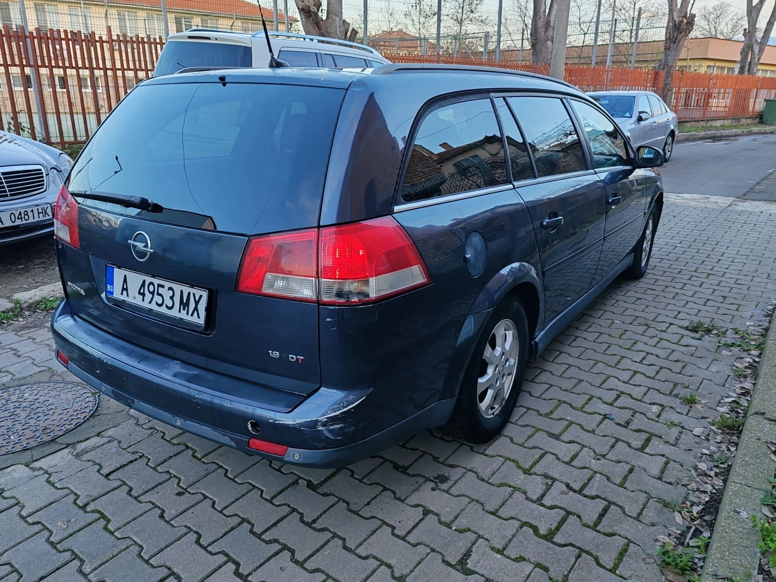 Opel Vectra 1.9 tdci, снимка 4 - Автомобили и джипове - 55395296