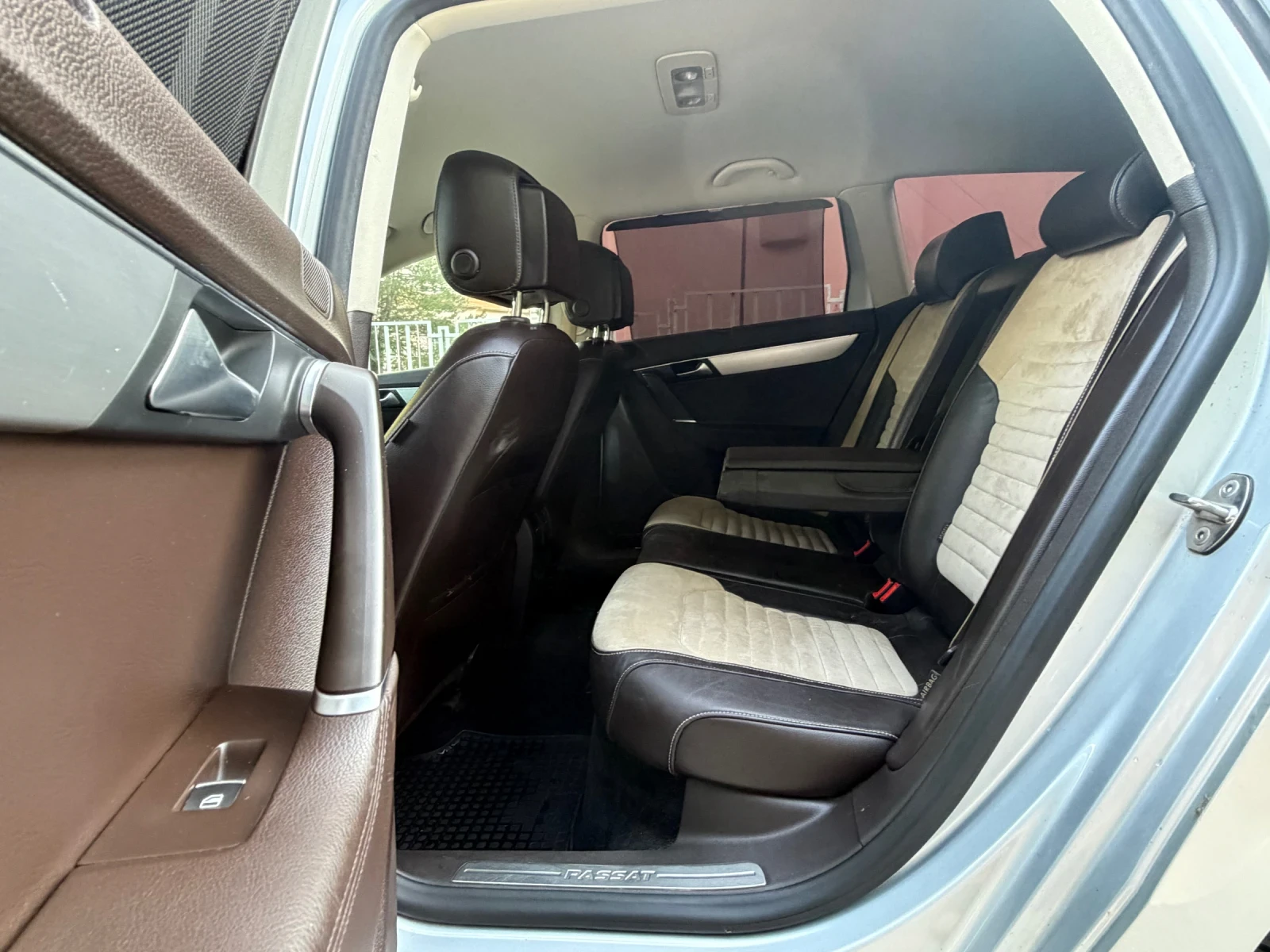 VW Passat 2.0TDI LED, снимка 7 - Автомобили и джипове - 55841656