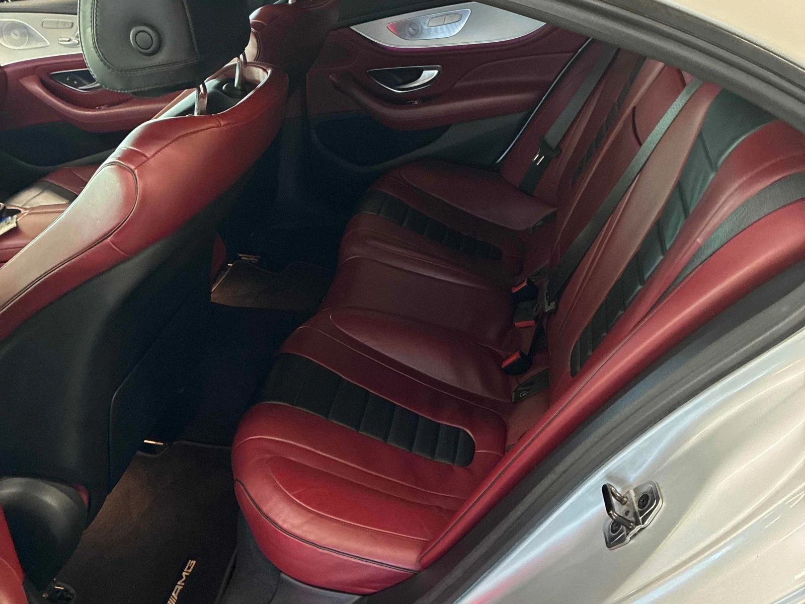Mercedes-Benz CLS * 450 * CARFAX * БЕЗ ПЪРВОНАЧАЛНА ВНОСКА, снимка 12 - Автомобили и джипове - 55936358