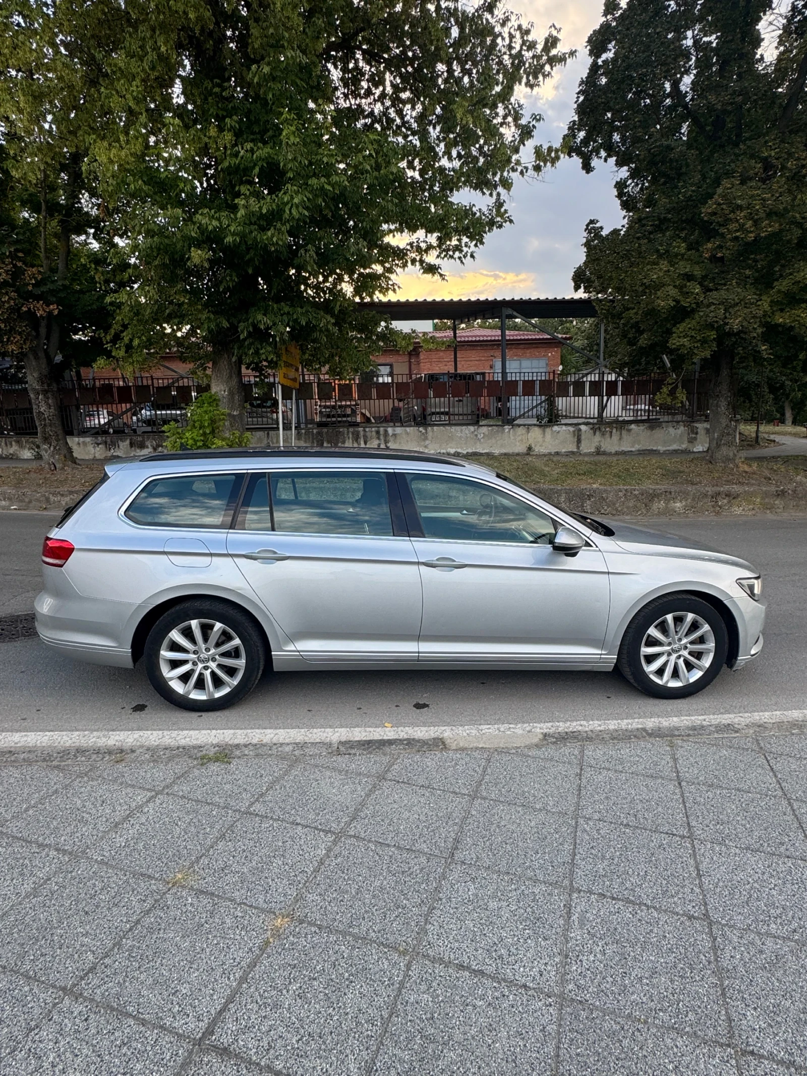 VW Passat BlueMotion b8 2016 �. | 2.0 TDI 150 � . �� ������ | Mobile.bg � ����������� 7