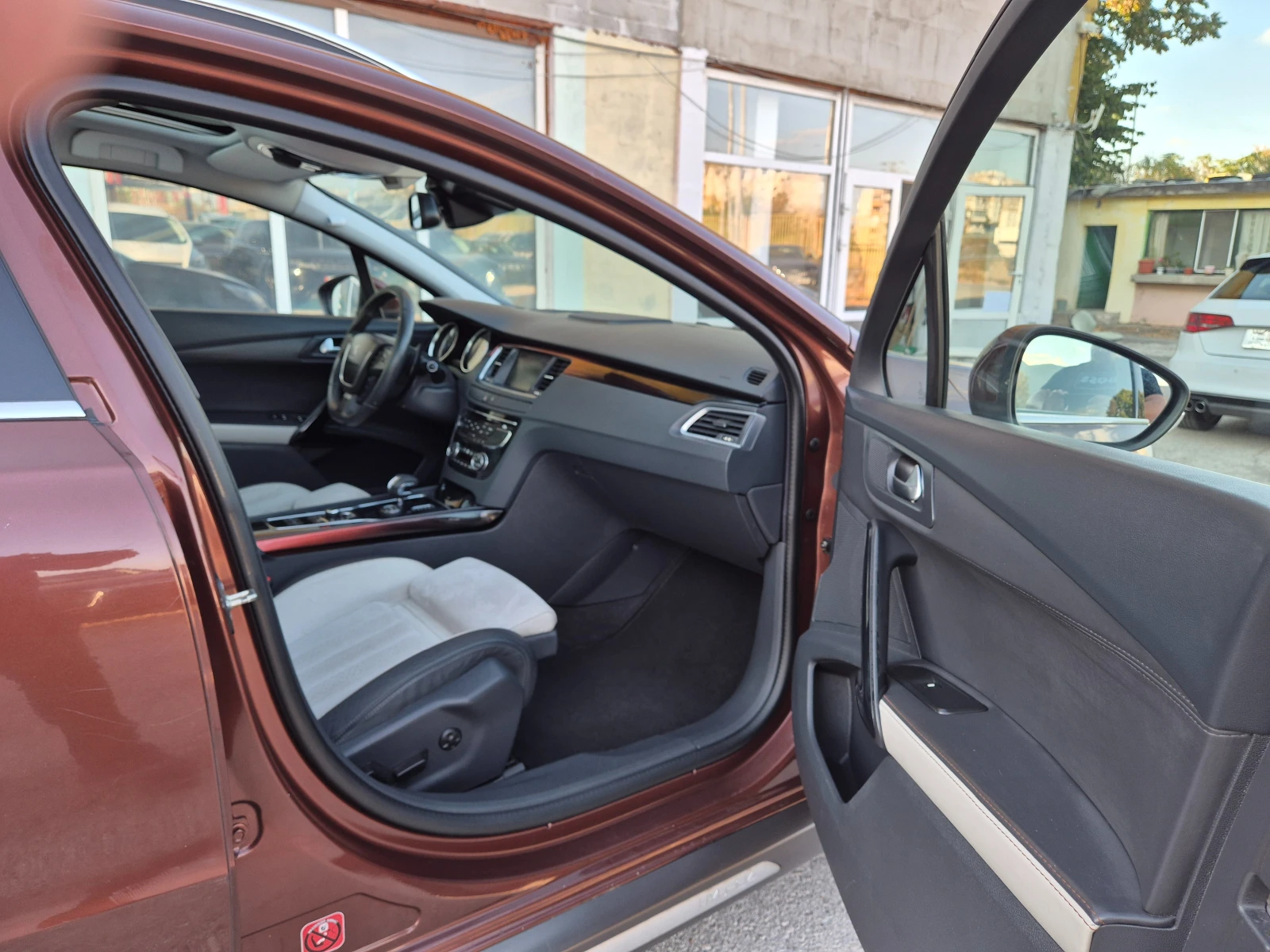 Peugeot 508 2.0HDI 163+ 37КС FULL УНИКАТ, снимка 10 - Автомобили и джипове - 56299464