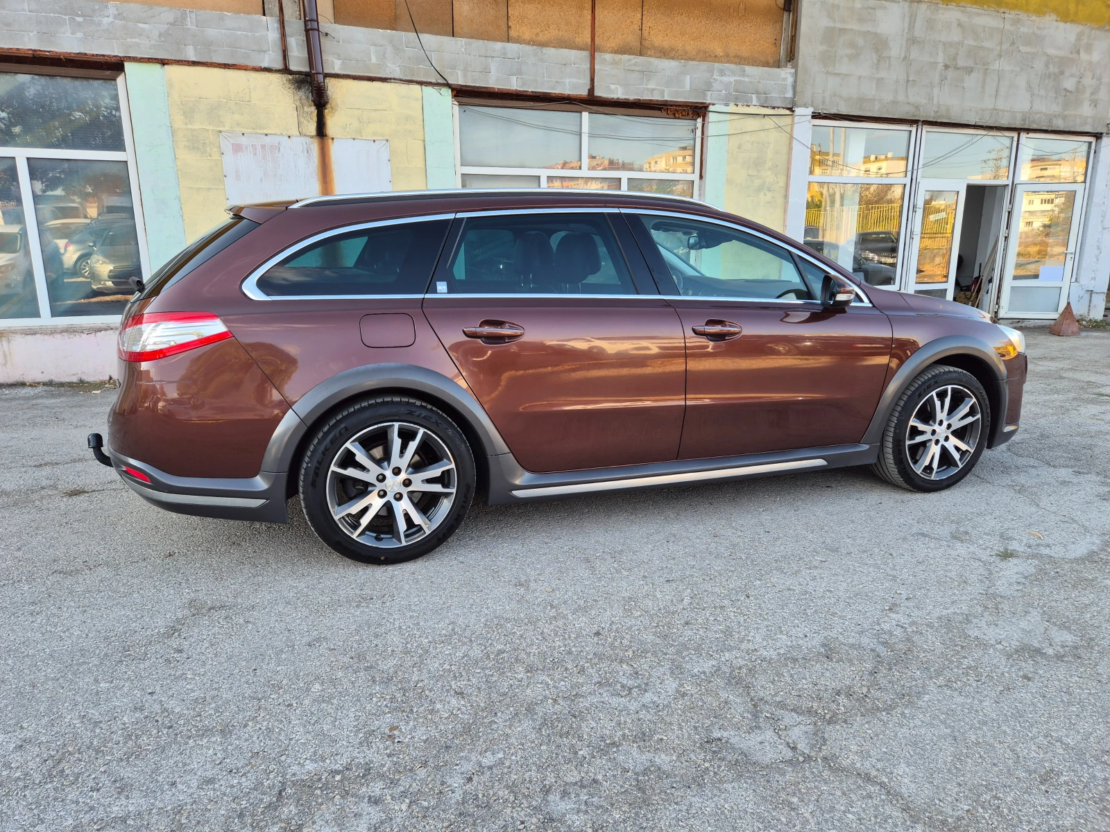 Peugeot 508 2.0HDI 163+ 37КС FULL УНИКАТ, снимка 4 - Автомобили и джипове - 56299464