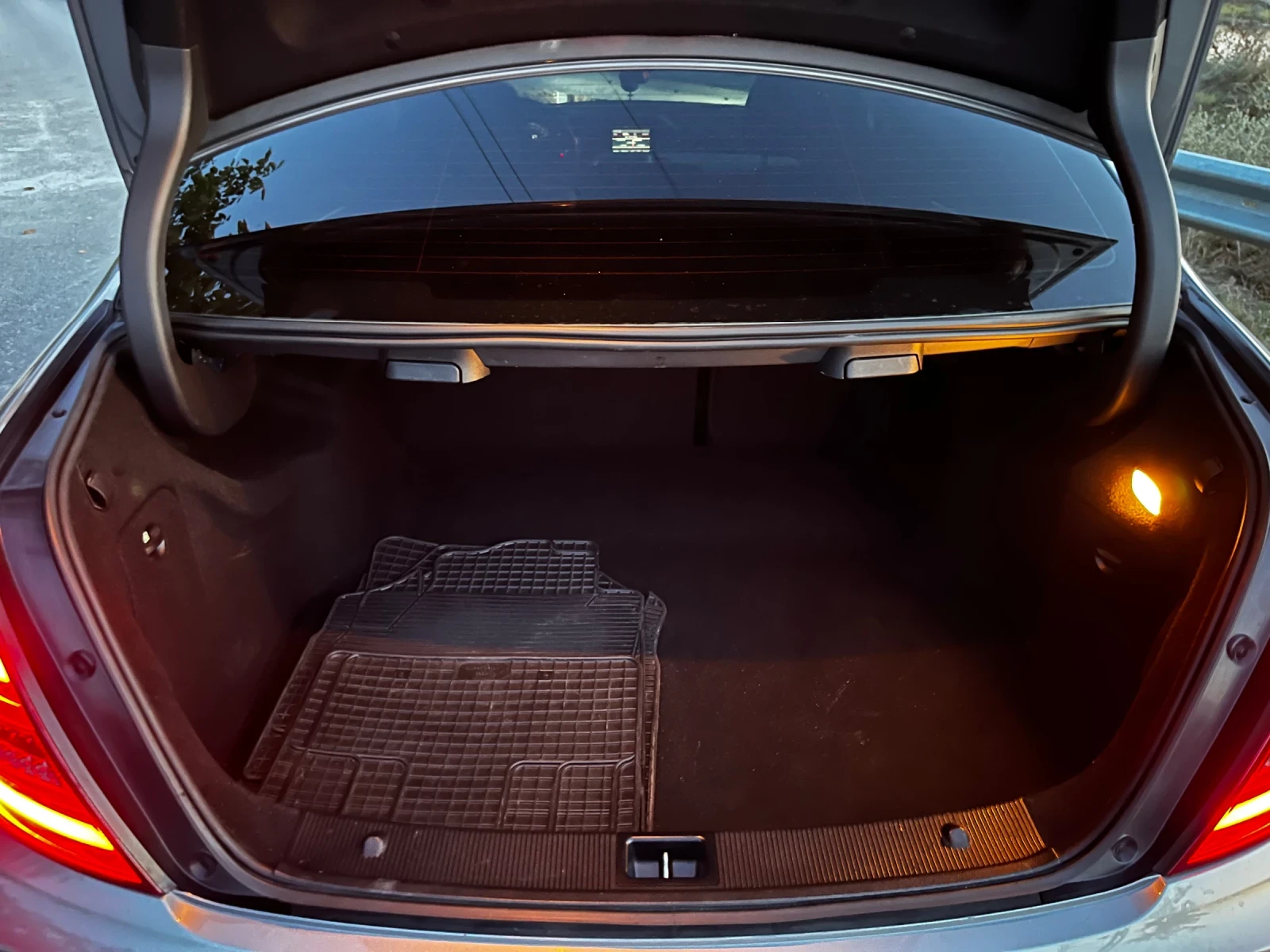 Mercedes-Benz C 220, снимка 12 - Автомобили и джипове - 56434846