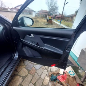 Kia Sportage 1, 6 бензин , снимка 15