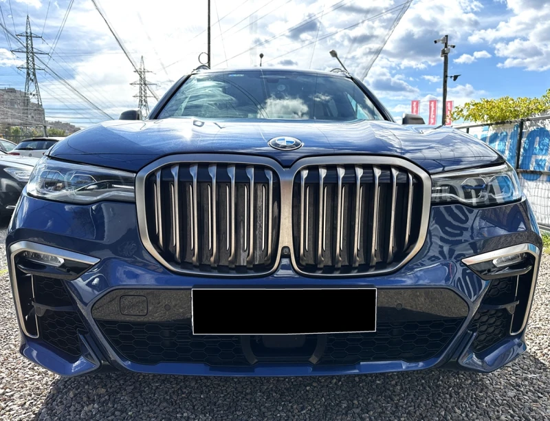 BMW X7 M50d xDrive/LASER/ПАНОРАМА/6+ 1/FULL, снимка 2 - Автомобили и джипове - 47581212