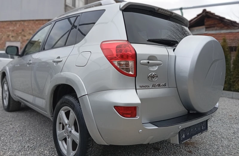 Toyota Rav4 2.2 D-CAT 177, снимка 5 - Автомобили и джипове - 49240289