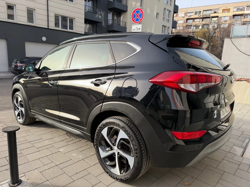 Hyundai Tucson 2.0CRDi, Swiss, снимка 3 - Автомобили и джипове - 52629037