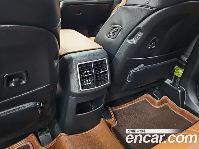 Kia Sportage Hybrid 4x4| 360| DISTRONIC| ОБДУХВАНЕ, снимка 12 - Автомобили и джипове - 55803277