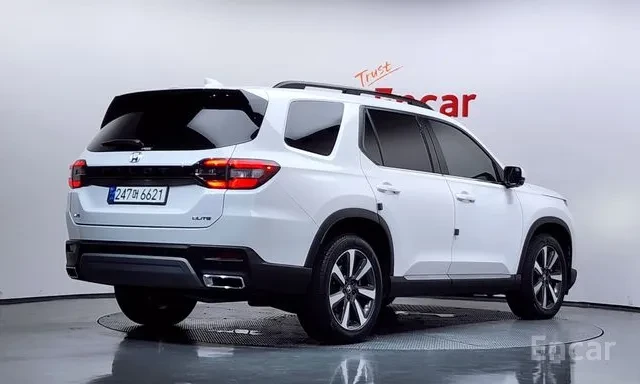 Honda Pilot 3.5 V6 Elite AWD* 360 камери* HUD* Вентилация, снимка 2 - Автомобили и джипове - 56688239