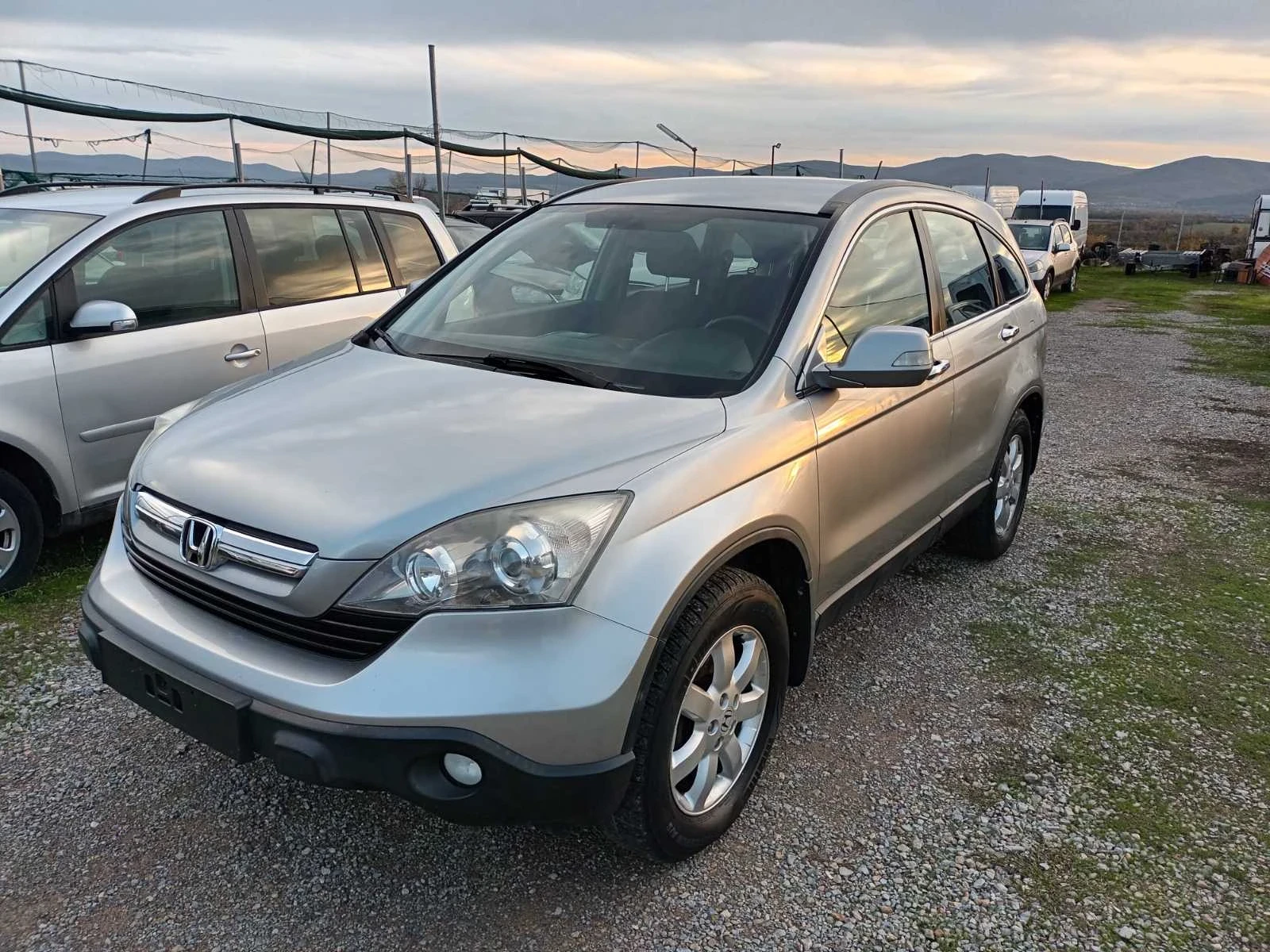 Honda Cr-v 2.0 i АВТОМАТ, снимка 1