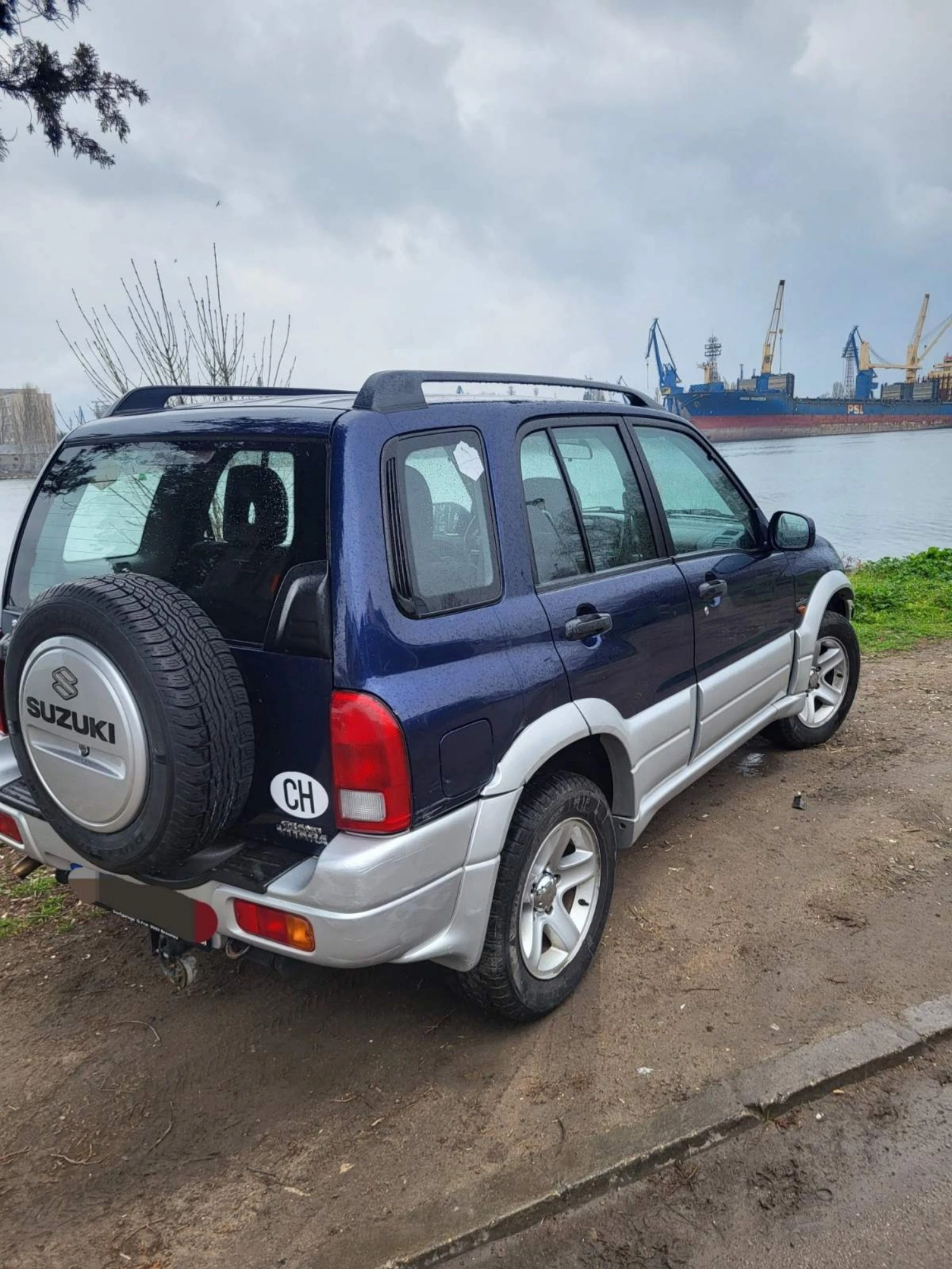 Suzuki Grand vitara 2.0 Бензин АВТОМАТ - изображение 5