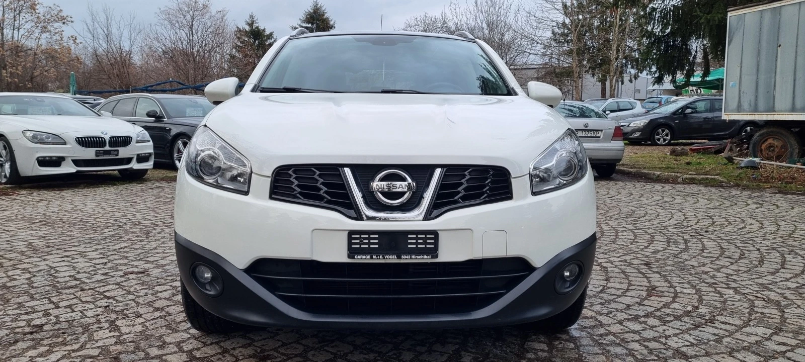 Nissan Qashqai 2.0i * TEKNA* * AVTOMAT* * ОБСЛУЖЕН* CAMERA* SWISS - изображение 2