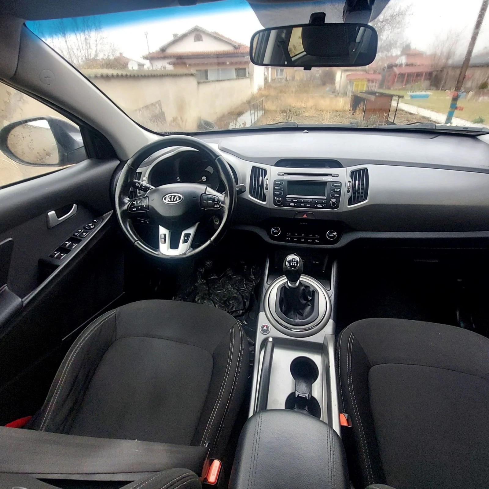 Kia Sportage 1, 6 бензин , снимка 13 - Автомобили и джипове - 53807414