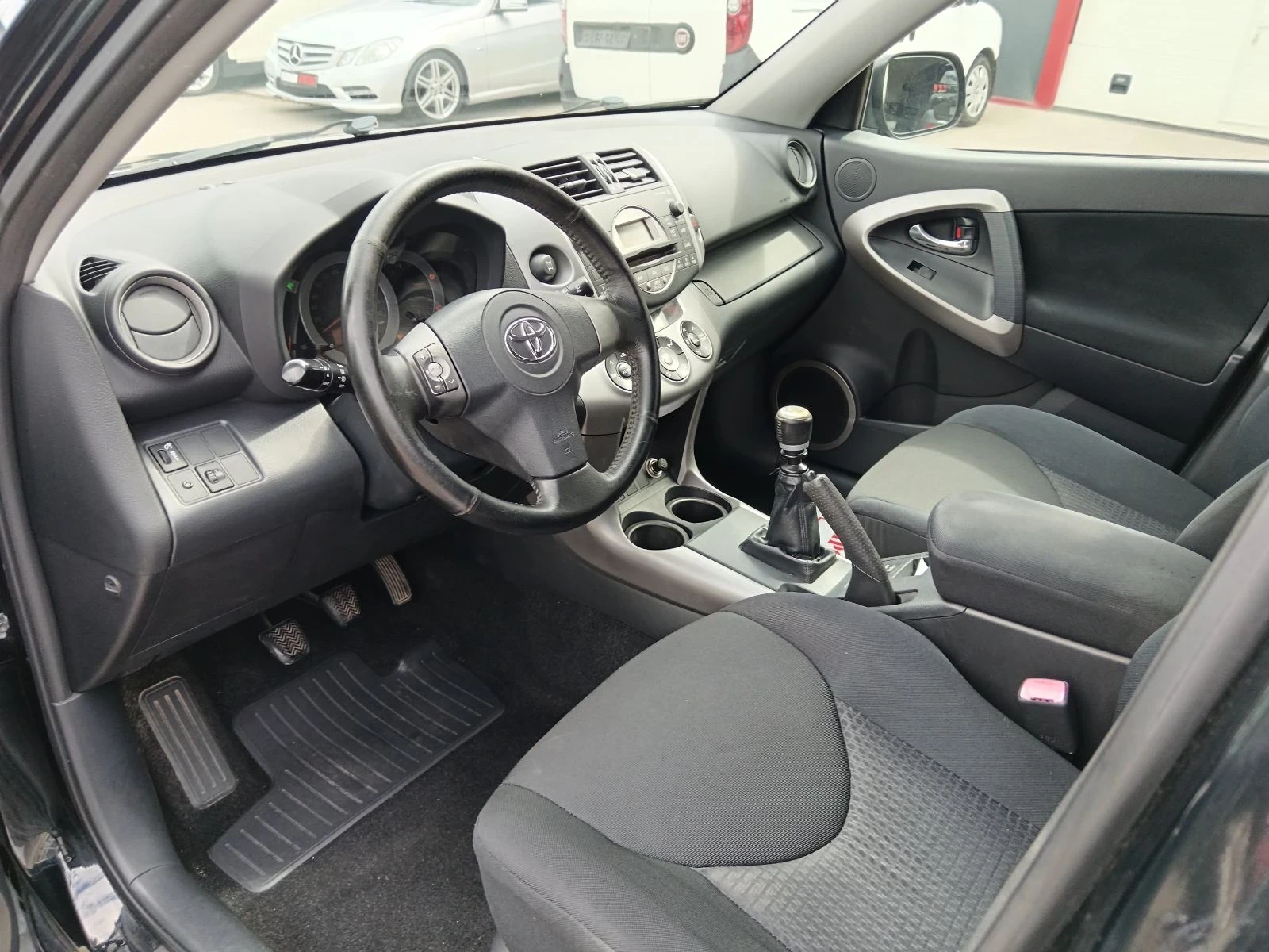 Toyota Rav4 2.2D/6 CK/4X4/ - изображение 8