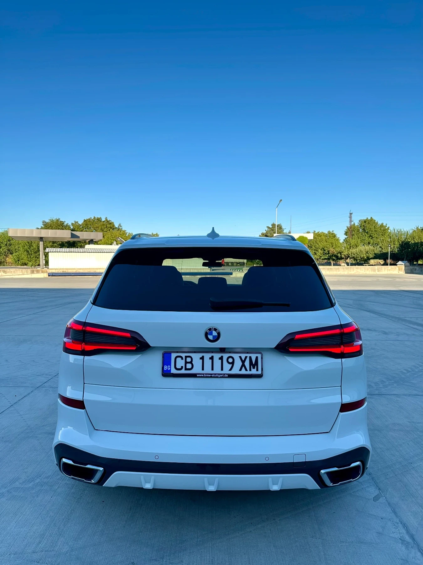 BMW X5 40i Mild Hybrid - изображение 2