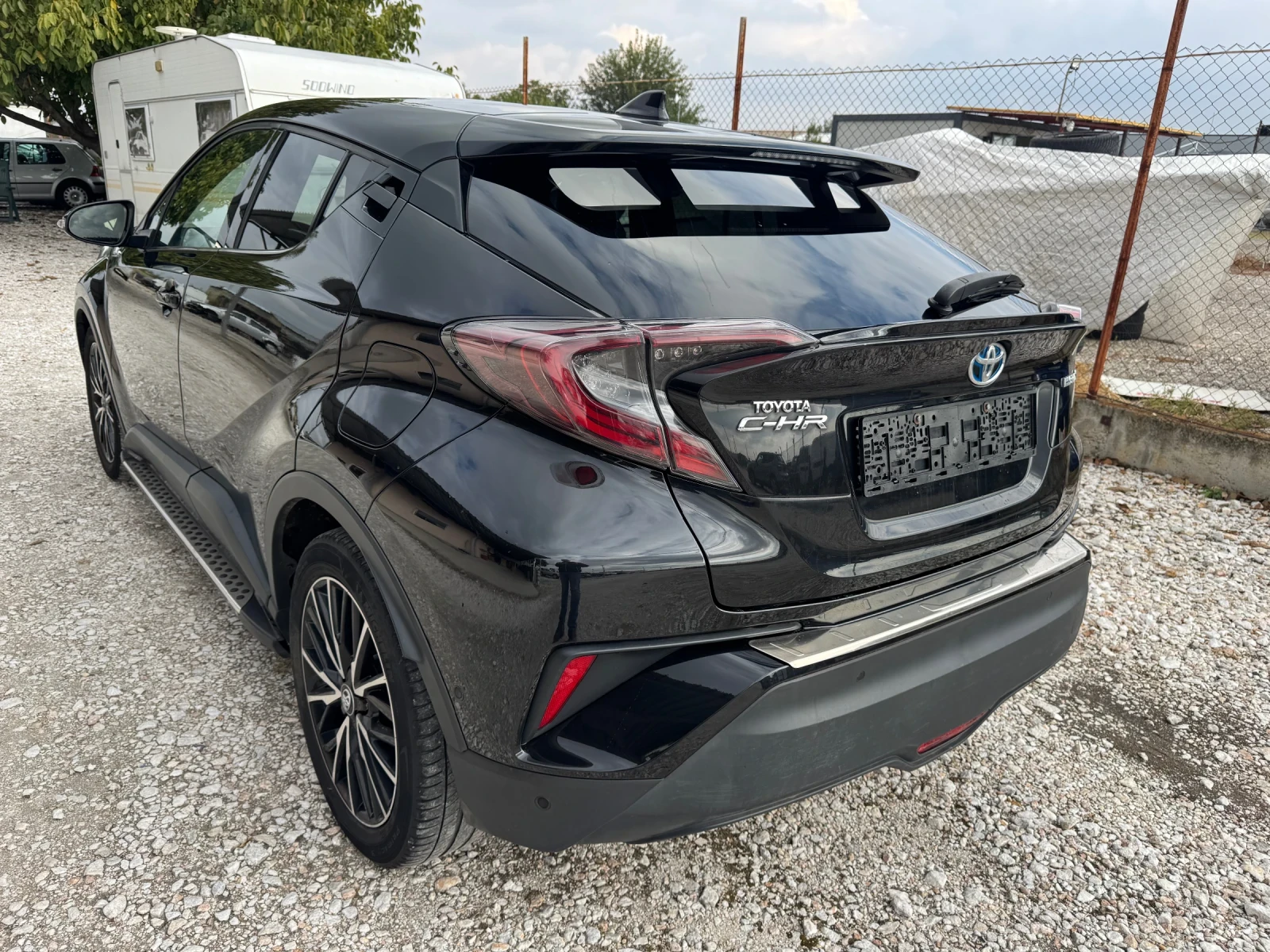 Toyota C-HR 1.8hibrid  - изображение 10