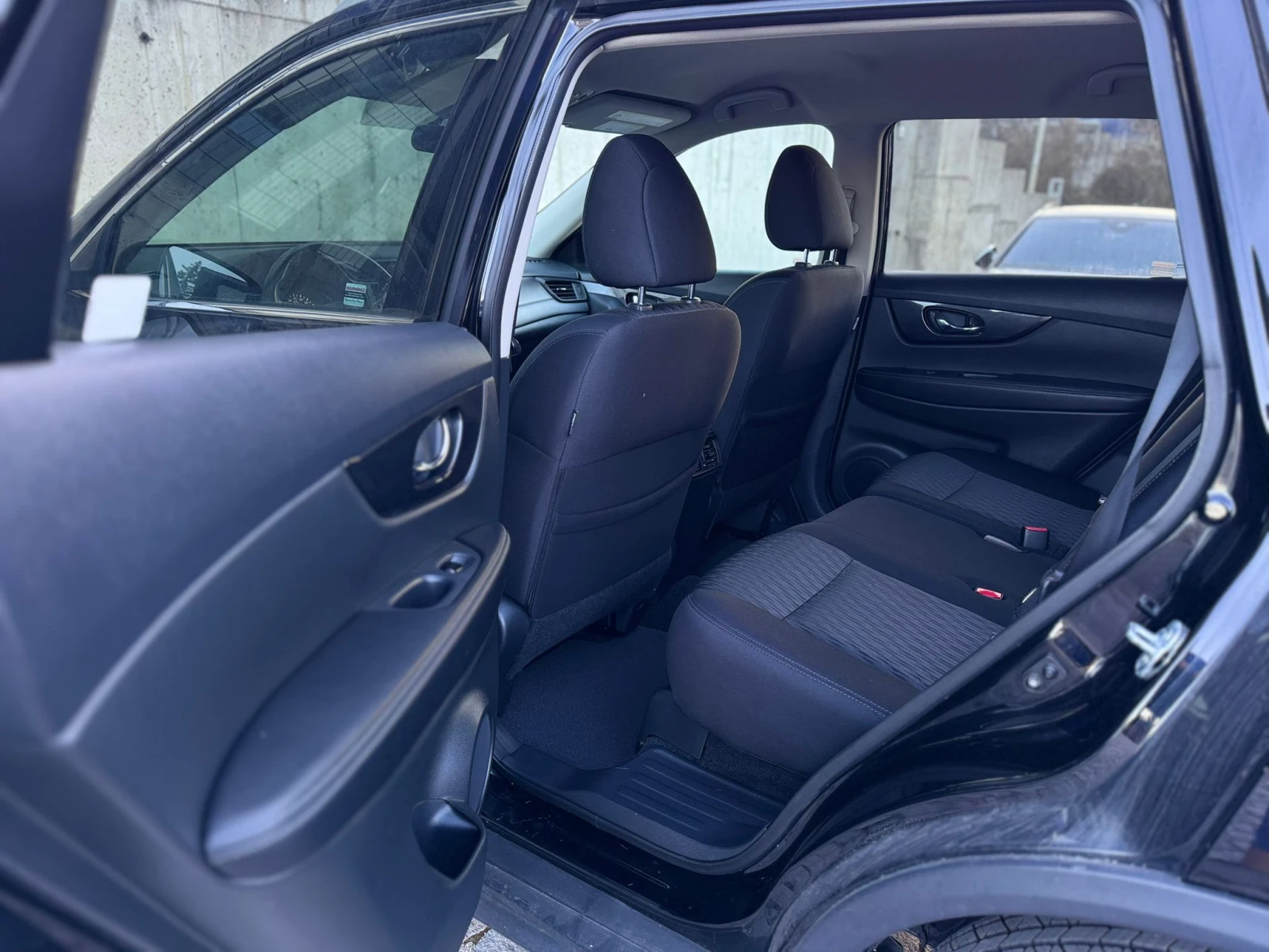 Nissan X-trail ROGUE/2.5I/Auto/Bose/4x4/Kam/MULTY/96 хил.км.!!!, снимка 13 - Автомобили и джипове - 53750260