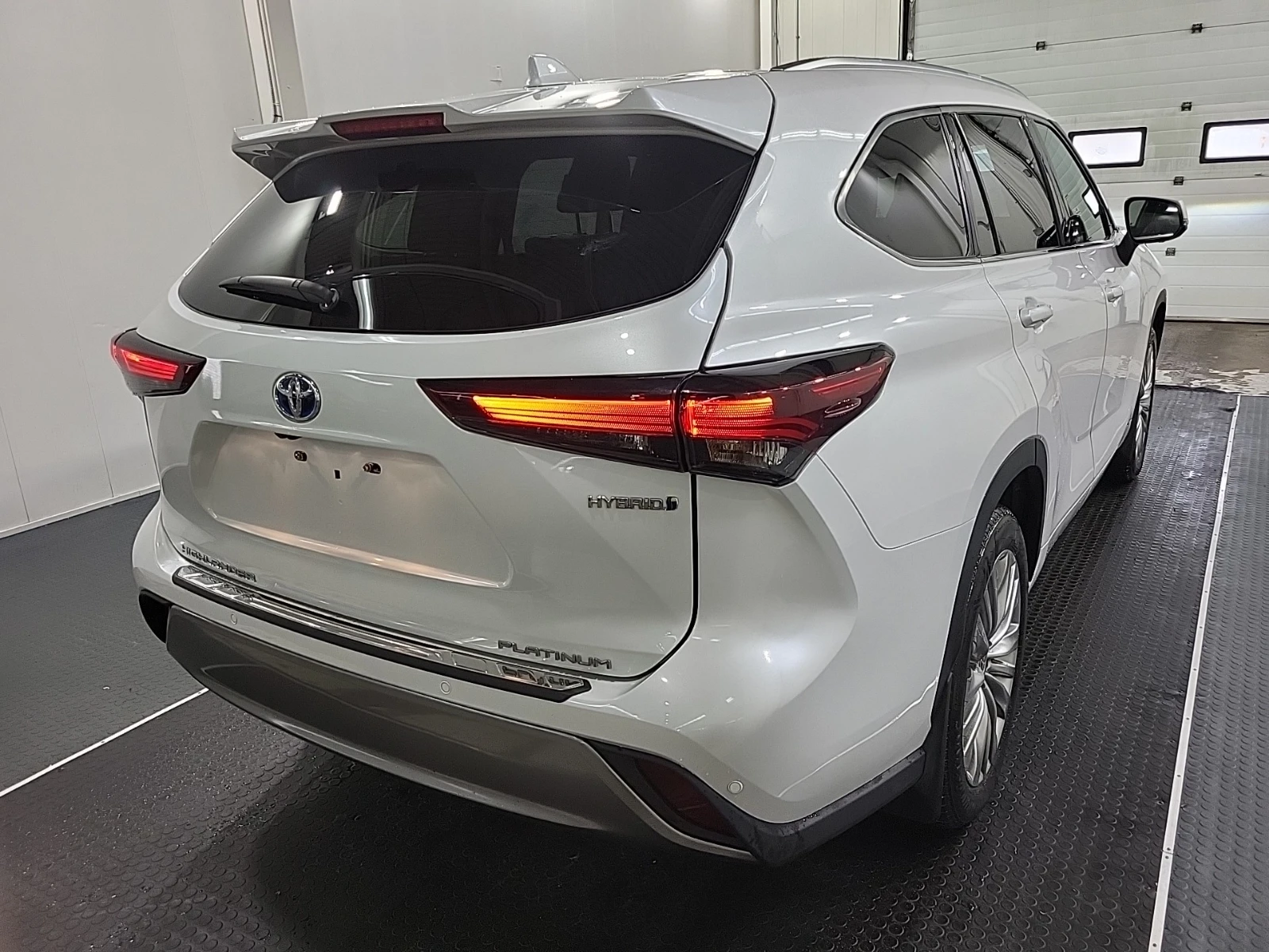 Toyota Highlander Hybrid PLATINUM* AWD* 7�����* ���������*  | Mobile.bg � ����������� 5