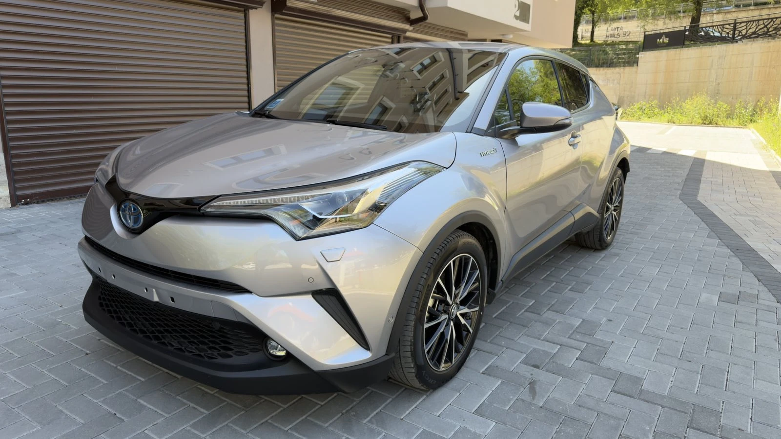 Toyota C-HR FULL LED 80 000km, снимка 3 - Автомобили и джипове - 54309609
