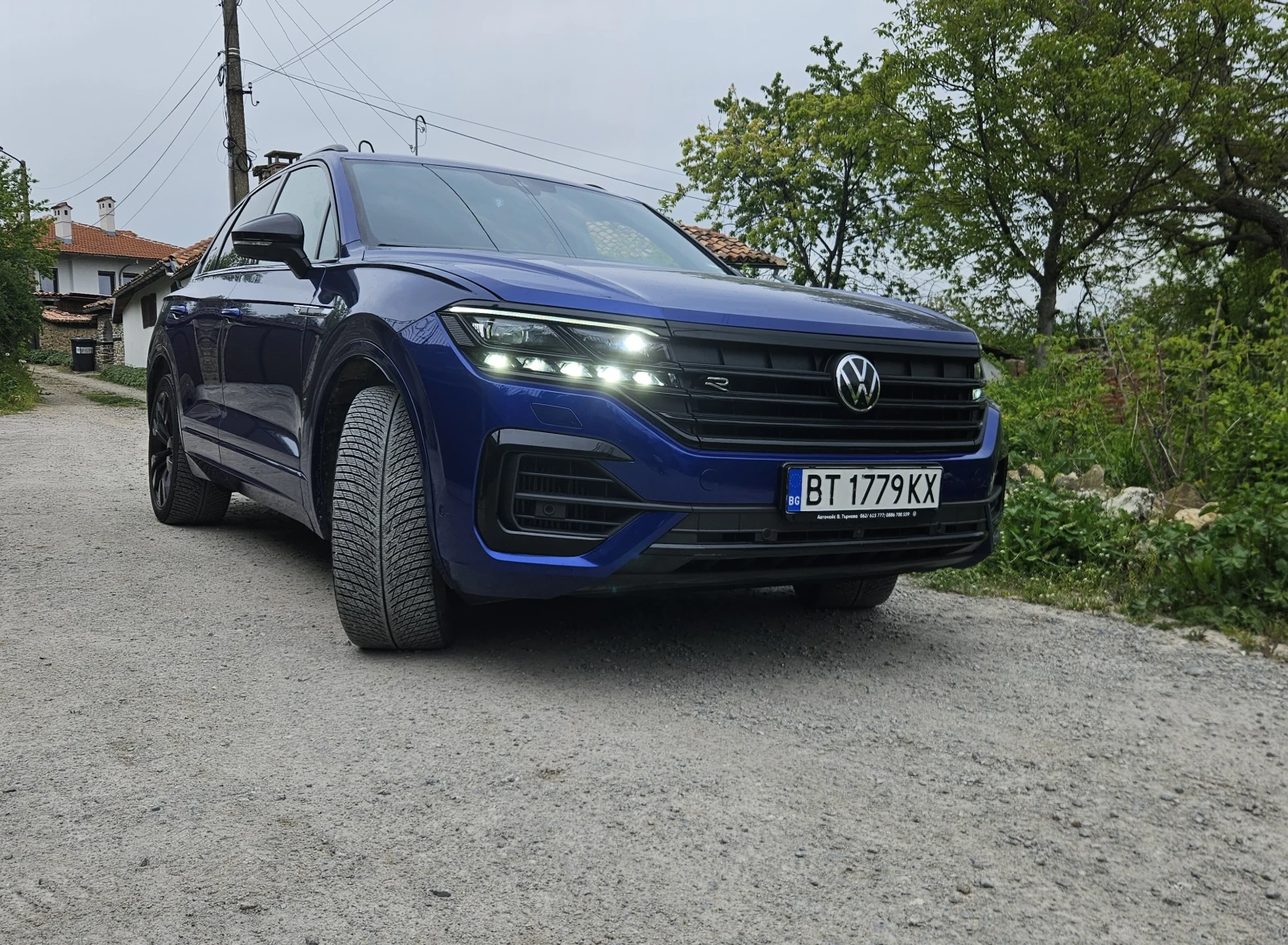 VW Touareg 3.0 V6 eHybrid 4MOTION R-Line, снимка 5 - Автомобили и джипове - 54413896