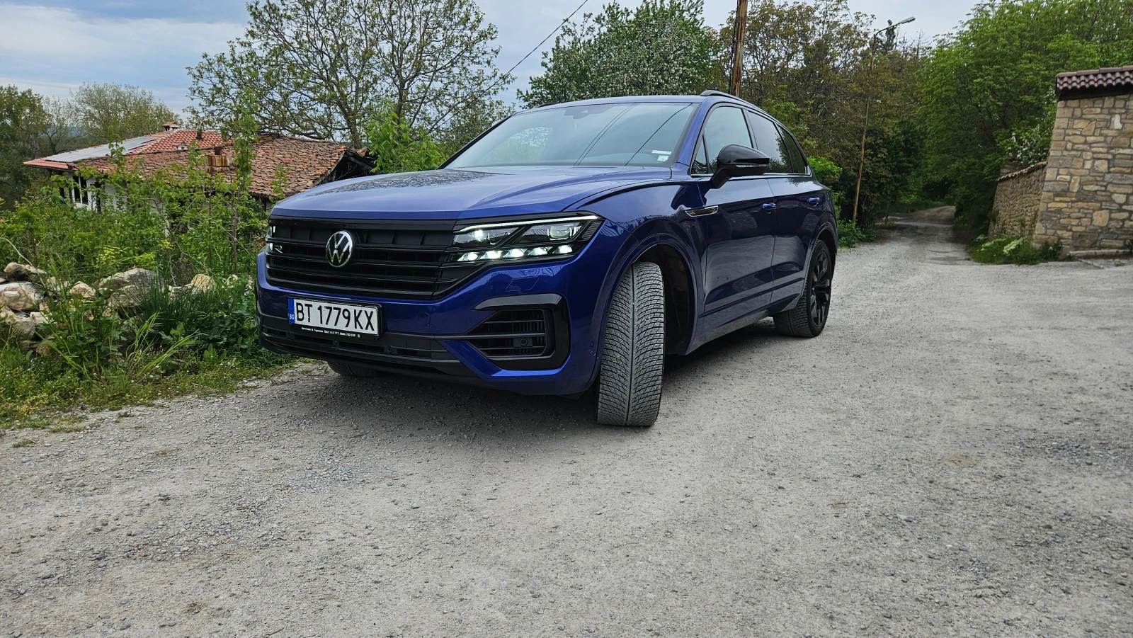 VW Touareg 3.0 V6 eHybrid 4MOTION R-Line, снимка 6 - Автомобили и джипове - 54413896