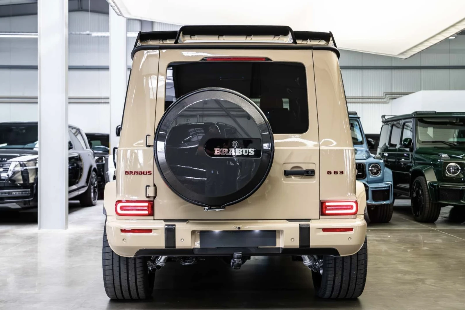 Mercedes-Benz G 63 AMG * AMG* BRABUS AERO DYNAMIK PAKET* NEW!* , снимка 6 - Автомобили и джипове - 55057448