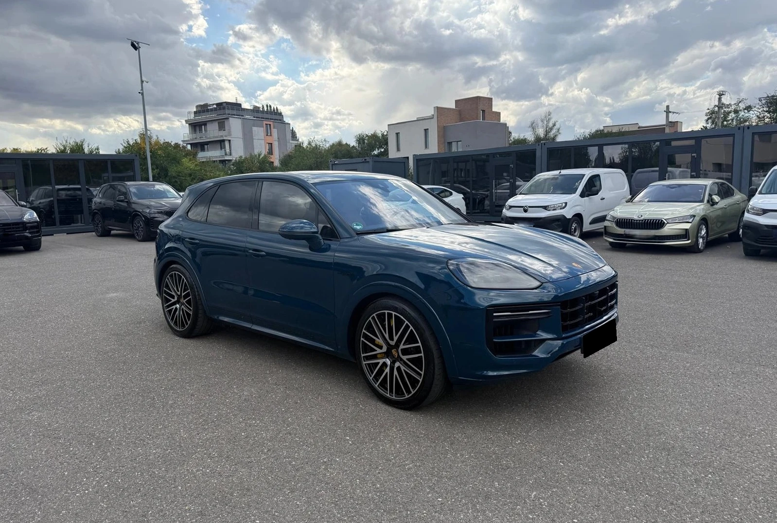 Porsche Cayenne Turbo E-Hybrid 4.0 V8 Ceramic Plug-In Hybrid 