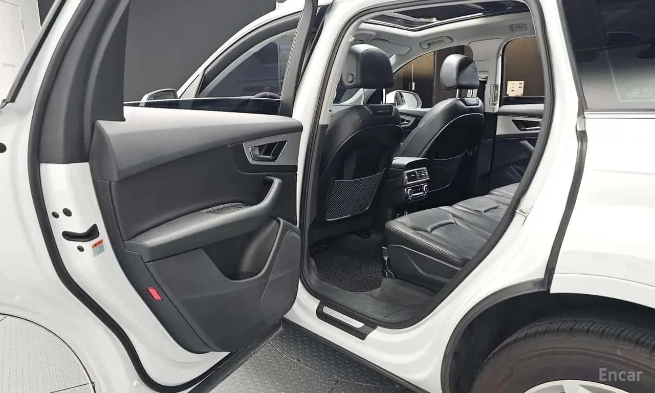 Audi Q7, снимка 12 - Автомобили и джипове - 56736981