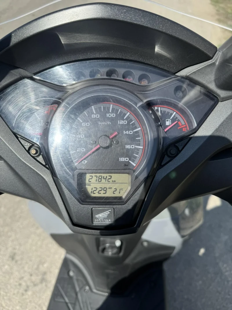 Honda Sh SH300 ABS Full Ledd, снимка 2 - Мотоциклети и мототехника - 51634004