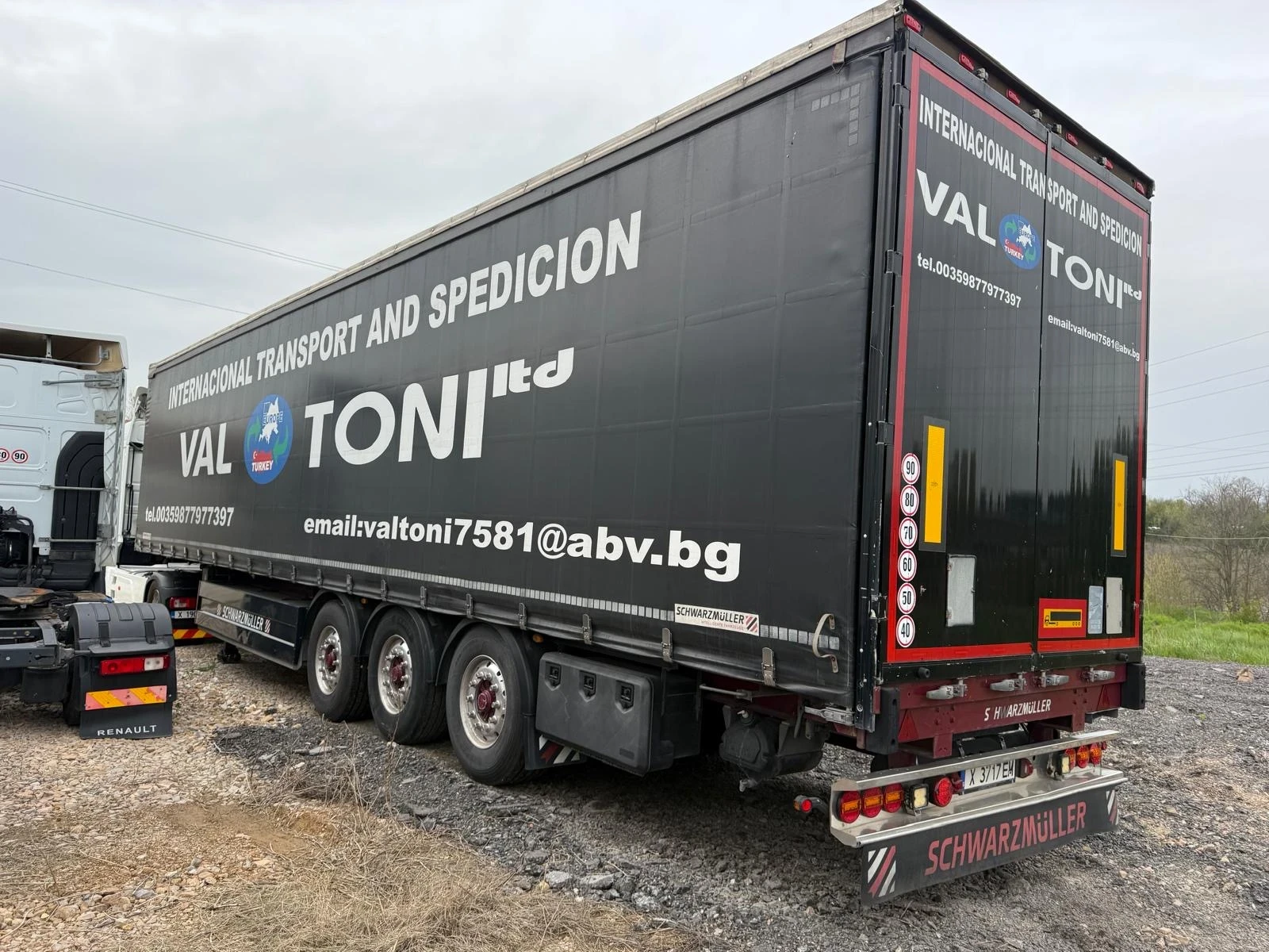 Полуремарке Schwarzmuller, снимка 2 - Ремаркета - 54208951