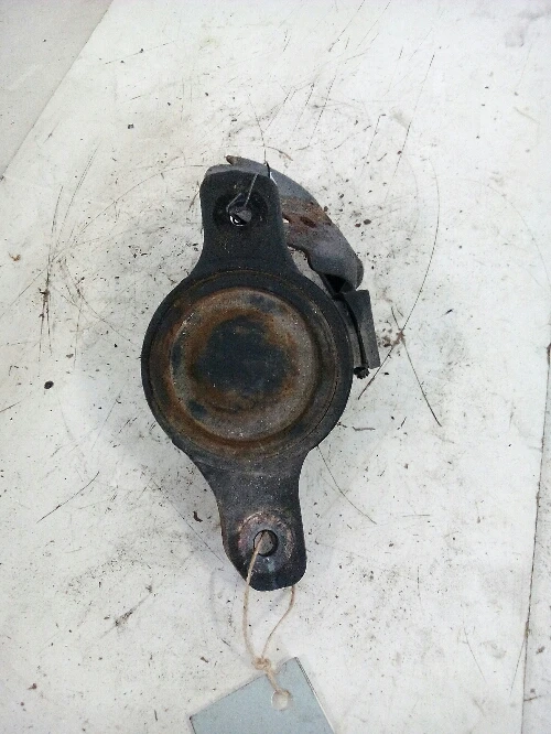 Тампон мотор ляв Субару Легаси 2.5 бензин