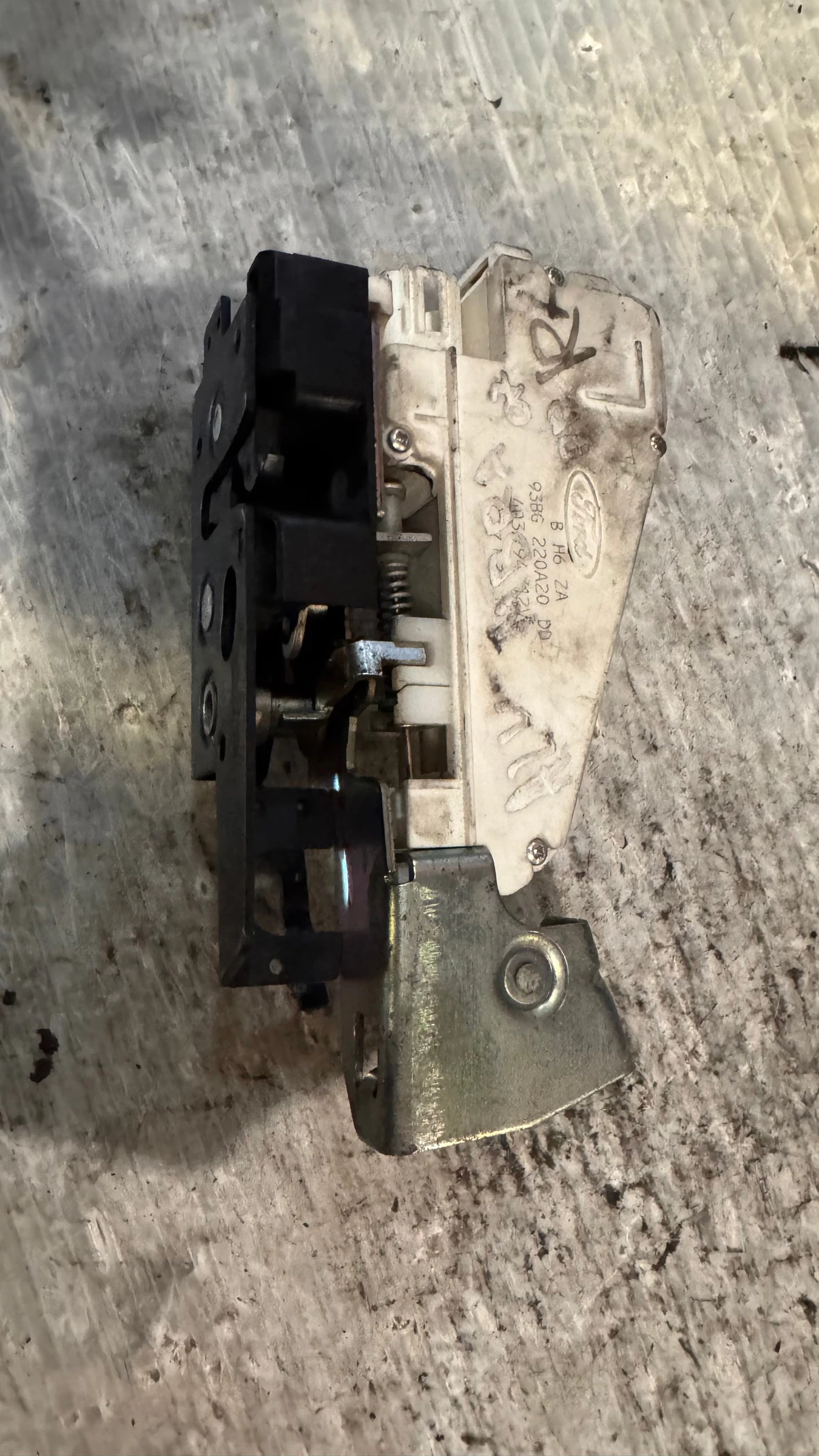 ����� �� ����� �� Ford - 93BG220A20DD / 403-794 | Mobile.bg � ����������� 2