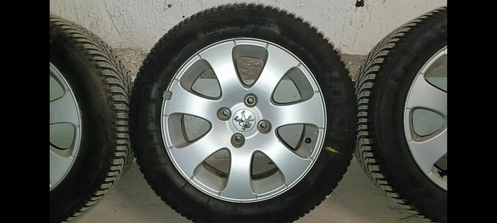 ���� � ������ 185/60R15 �� Peugeot 206 | Mobile.bg � ����������� 4