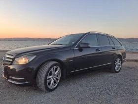 Mercedes-Benz 220 Нов внос, снимка 16